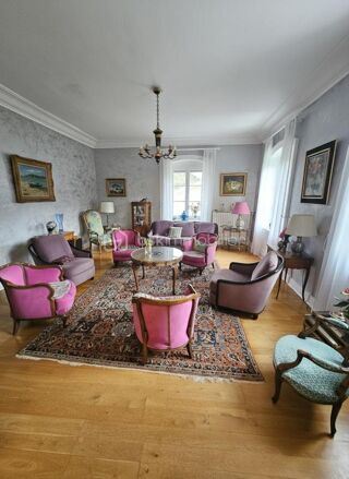  Propri�t�/ch�teau � vendre 10 pi�ces 270 m�