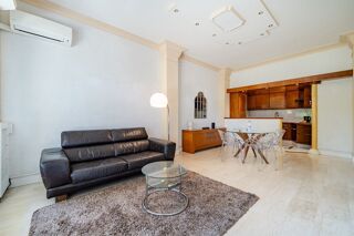  Appartement à louer 3 pièces 74 m²