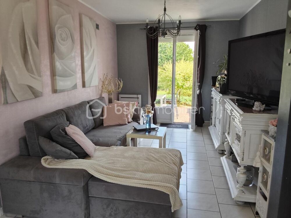 Vente Maison Pavillon individuel de 103m2 avec sous-sol complet sur un terrain clos et arboré de 1511m2 Travecy