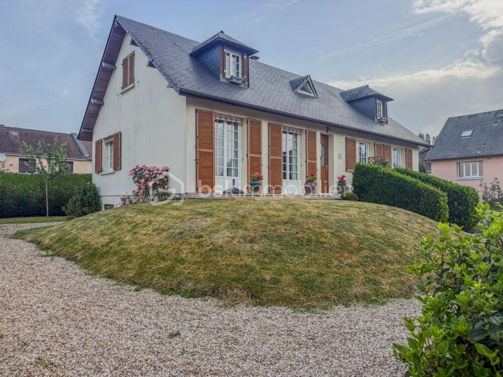 Vente Maison À seulement 5 kms au nord de Lisieux – Maison de 130 m² dans un quartier résidentiel Lisieux