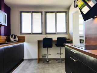 Appartement à louer 3 pièces 60 m²