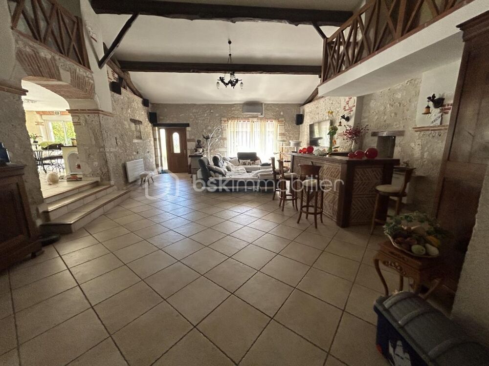 Vente Propriété/Château SUPERBE PROPRIETE EN PIERRES - PISCINE - JACUZZI - GARAGE Valence
