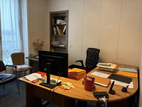   Bureau 