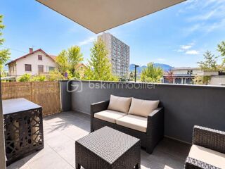 Vente Appartement T2 RÉCENT DE 44 M² – TERRASSE 10 M² – GARAGE – RÉSIDENCE SÉCURISÉE 79, avenue Léon Blum à Grenoble Grenoble