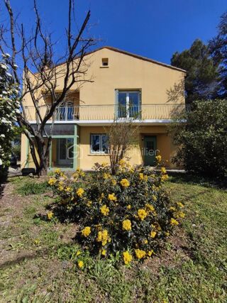  Propriété/château à vendre 6 pièces 170 m²