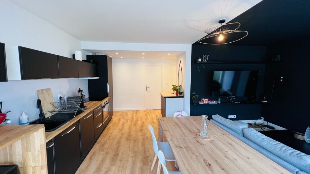Finistère (29)  À vendre à Quimper Ouest : appartement T5 meublé en colocation de 91,07 m² habitables avec cave
