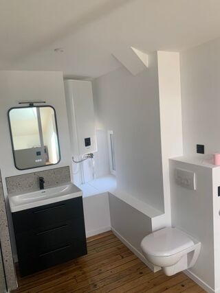  Appartement à louer 1 pièce 42 m²