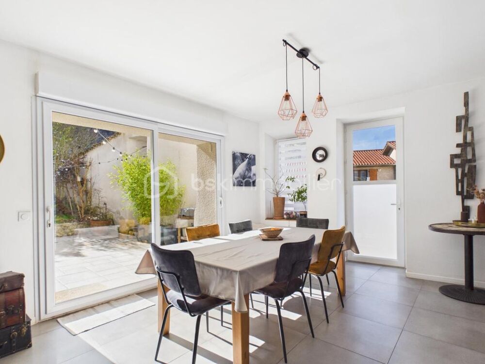 Vente Maison Maison de village -  5 pièces 148 m² - Jardin cocooning - 170 m² d'annexes Champ sur drac