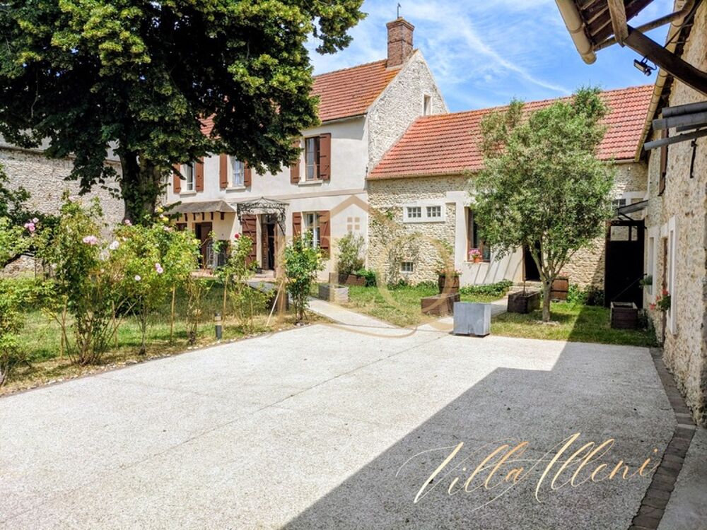 Villa Alleni - Ancien presbytère de 180m², 5 chambres, terrain paysagé de 1 800m² - Allainville (78)