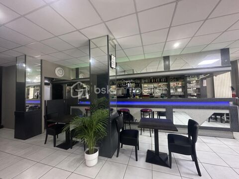 À VENDRE Fonds de commerce à Grenoble 110 m² + terrasse 38 m²  74 000  74000 38000 Grenoble