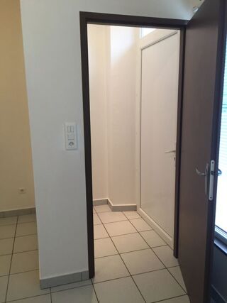  Appartement à louer 2 pièces 27 m²