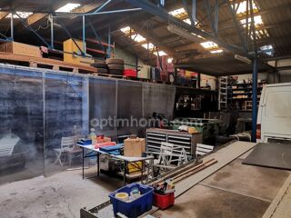  Remise / Grange à vendre 3 pièces 475 m²