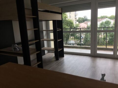  Appartement  louer 1 pice 30 m
