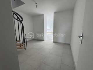 Duplex/triplex à louer 2 pièces 23 m²
