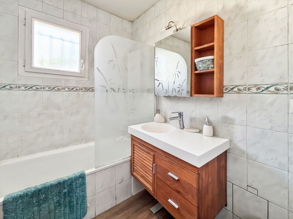 Vente Maison MONTPELLIER OUEST – MAISON FAMILIALE DE PLAIN-PIED AVEC GARAGE ET JARDIN Montpellier