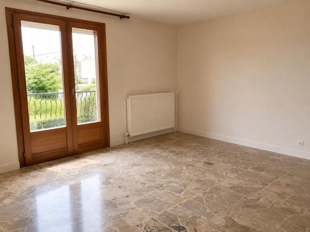 Vente Maison Maison à vendre 5 pièces garage et jardin à SAINT MARCEL LES VALENCE (26), proche de tous commerces et services Saint marcel les valence