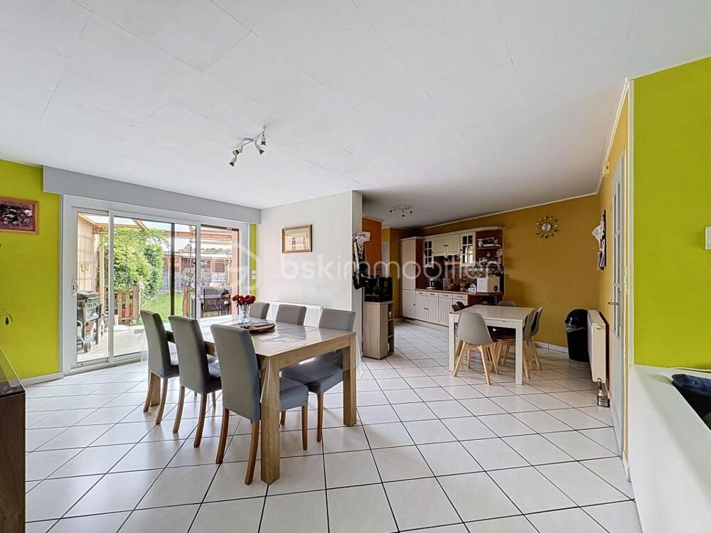 Vente Maison Belle maison de 131 m² à Tourcoing, Brun pain ! Tourcoing