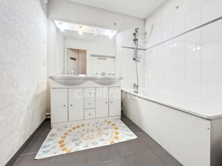  Appartement � vendre 3 pi�ces 70 m�