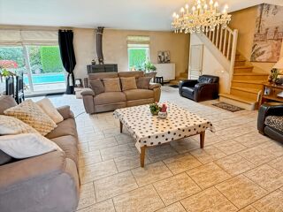  Maison à vendre 8 pièces 650 m²