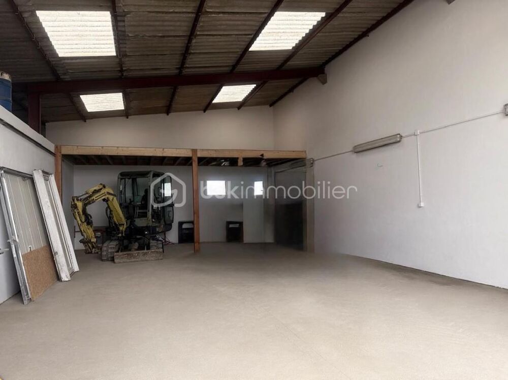 Vente Parking/Garage GARAGE XXL 90 m² + MEZZANINE – IDÉAL CAMPING-CAR / BATEAU – RARE Notre dame de monts