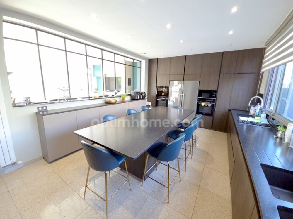Vente Maison Bonneuil sur Marne - Maison de 7 pièces / 5 Chambres - 276m2 - Terrain 303m2 - 935 000 € FAI Bonneuil sur marne