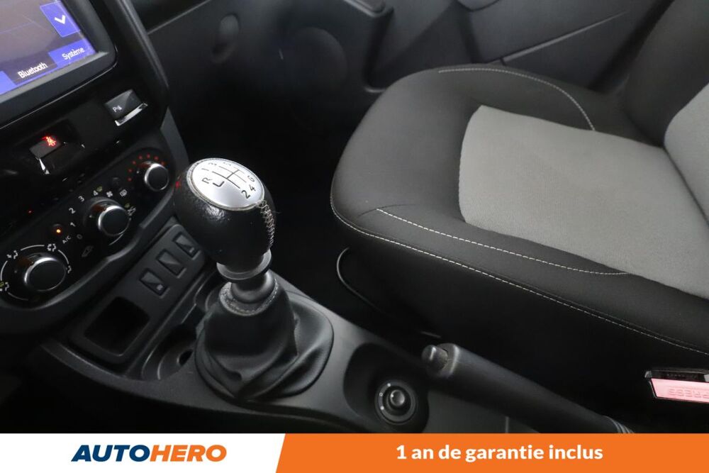Duster 1.2 TCe Black Touch 4x2 125 ch 2017 occasion 92130 Issy-les-Moulineaux