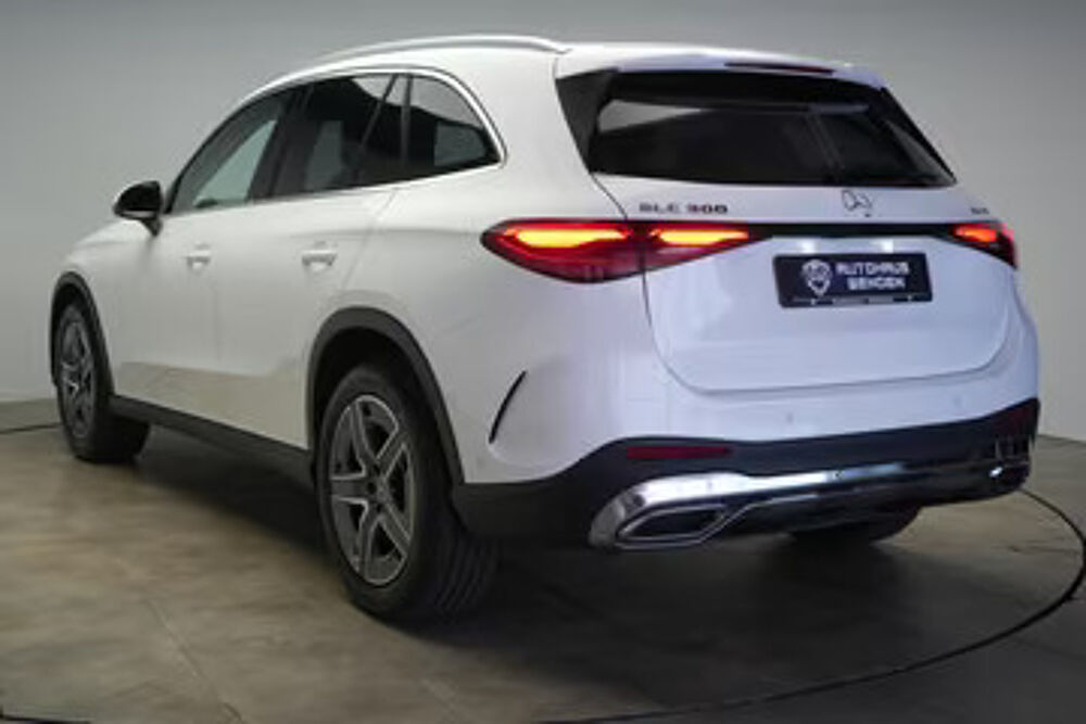 Classe GLC 300 4MATIC AMG Line Distronic Kamera Lane Assist AHK 2023 occasion 33000 Bordeaux