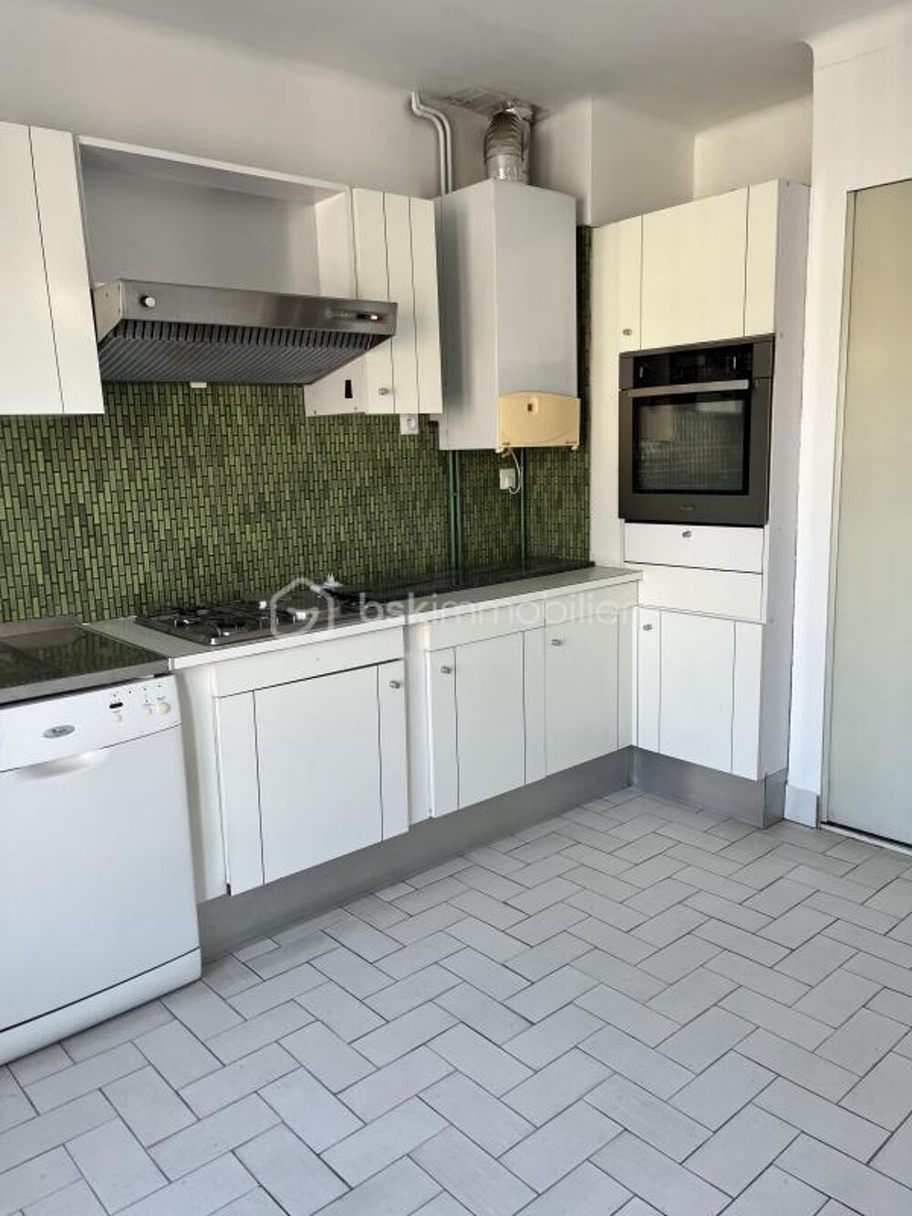 Vente Appartement Appartement type 2/3 pièces traversant garage privatif proche centre ville Perpignan