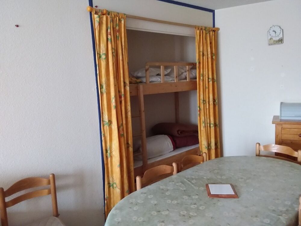 Vente Appartement Appartement à vendre 2 pièces LA MONGIE (65) avec cellier, casier à ski, et Parking extérieur La mongie