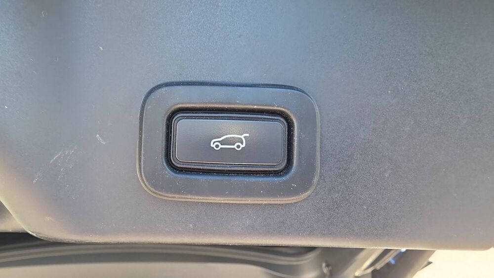 Range Rover Evoque 2.0 D150 BVA9 R-Dynamic SE - Automatique 2019 occasion 83980 Le Lavandou