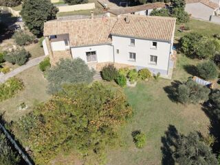 Vente Maison ROCHEGUDE -Maison familiale de 202 m², 5 chambres, sur 2 090 m² de terrain arboré Rochegude
