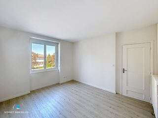  Appartement � louer 4 pi�ces 127 m�