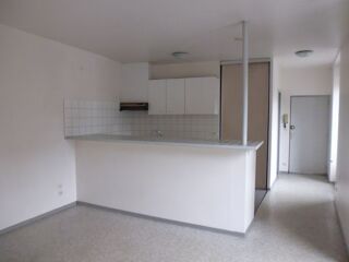  Appartement à louer 2 pièces 33 m²