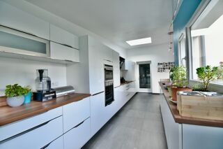  Maison � vendre 9 pi�ces 200 m�