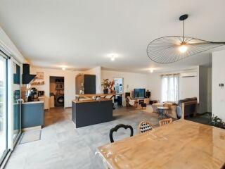  Maison à vendre 5 pièces 133 m²