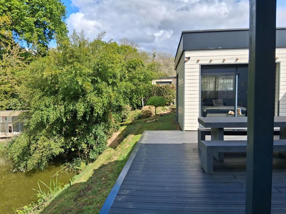 Magnifique maison d'architecte de 150m2 avec son gîte de 53m2, sur un terrain de 2 369m2