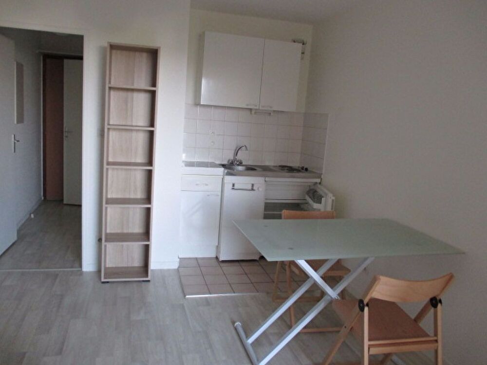LOCATION STUDIO POINCARE