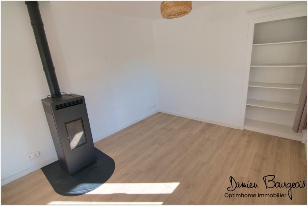 Location Appartement Appartement T4 avec balcon, véranda et 2 places de parking – Centre de Ségny Segny