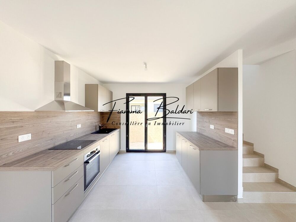 À vendre Maison T4 en duplex de 86m² neuve avec garage, Folelli, Penta di Casinca, Haute-Corse (20)