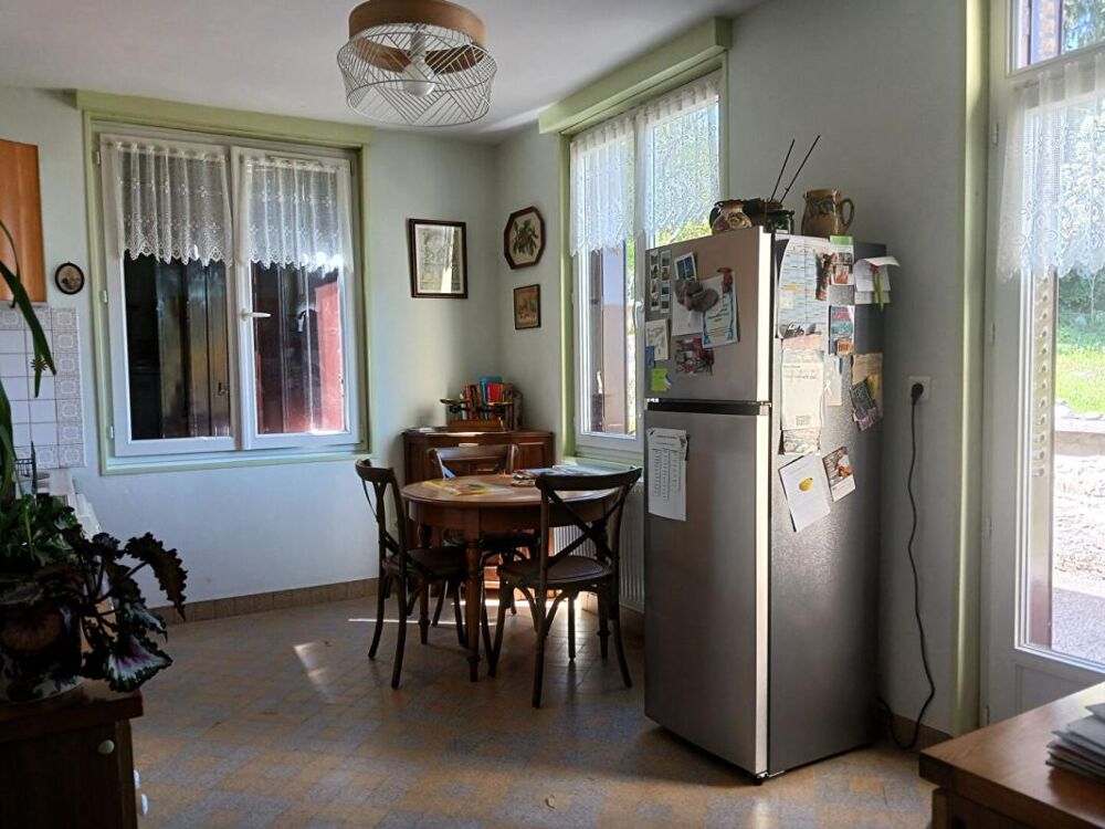 Maison Macornay 6 pièce(s) 141.30 m2