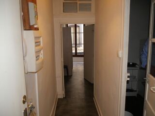  Appartement à louer 2 pièces 28 m²