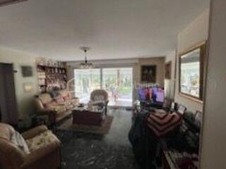  Propriété/château à vendre 9 pièces 184 m²