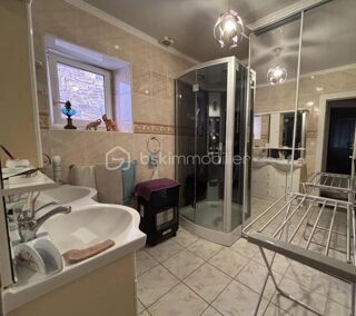  Propri�t�/ch�teau � vendre 6 pi�ces 151 m�