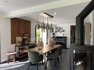  Maison � vendre 6 pi�ces 222 m�