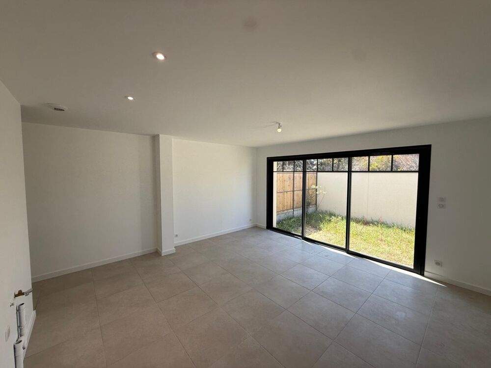 Appartement à vendre 3 pièces SAINT JEAN D'ILLAC (33)