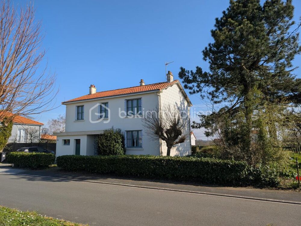 Vente Maison Maison à rénover entièrement à proximité du bourg de Landemont Landemont