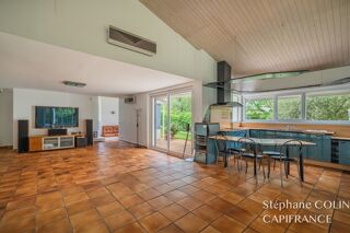  Maison à vendre 10 pièces 295 m²