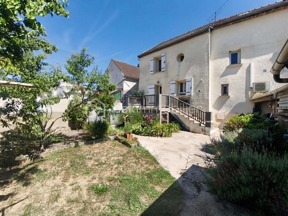 Maison familiale de 122 m² avec du potentiel