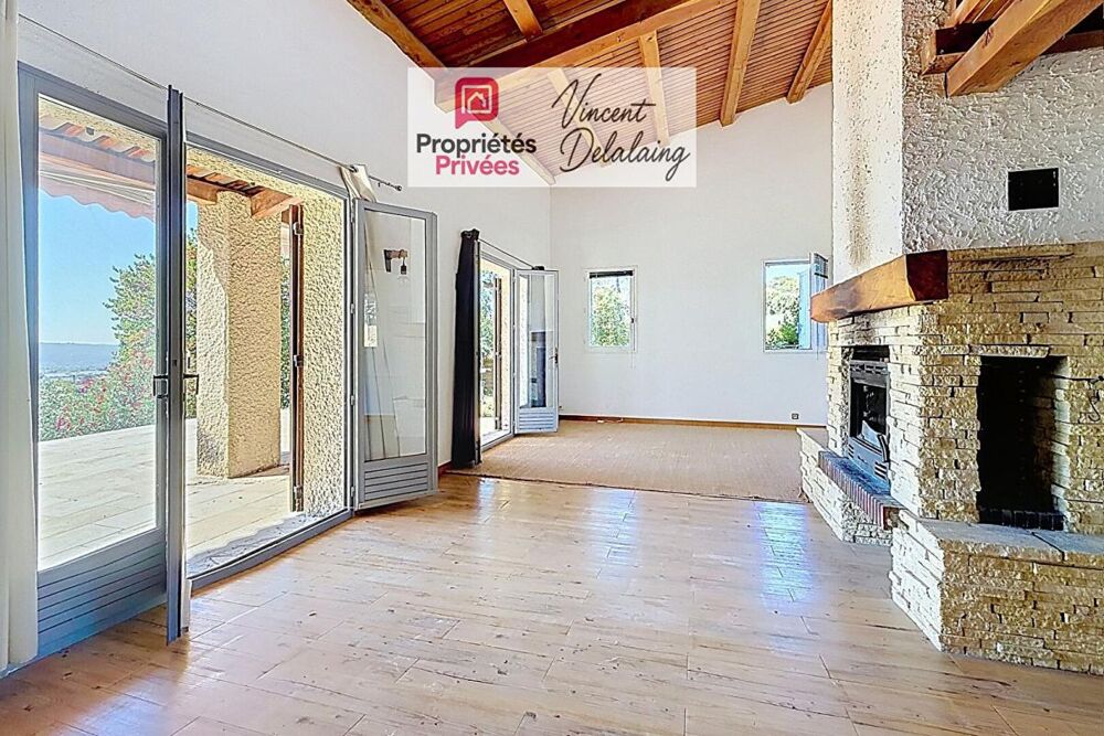 Maison individuelle T5 -6 en R+1 avec sous-sol et garage sur grand terrain clos