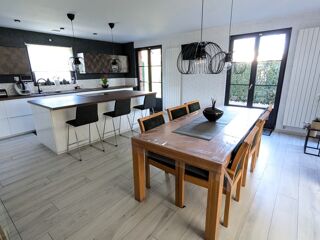  Maison � vendre 7 pi�ces 217 m�